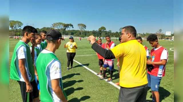 Imagem ilustrativa da notícia Seel abre inscrições para aulas de futebol gratuitas em Belém