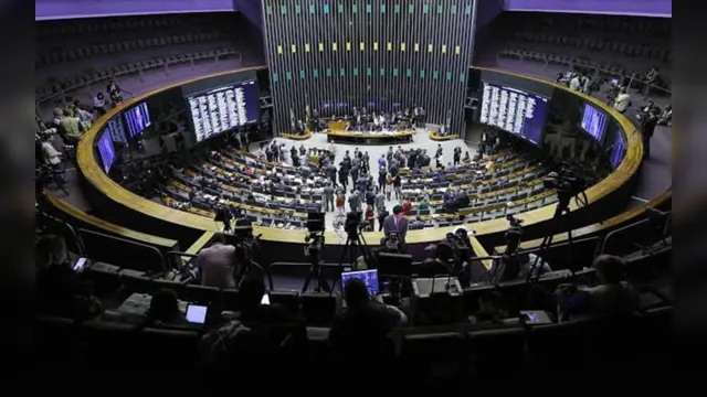 Imagem ilustrativa da notícia Bolão de petistas na Câmara leva prêmio de R$ 120 milhões da Mega-Sena