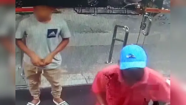 Imagem ilustrativa da notícia Vídeo: dupla invade estabelecimento, rende funcionários e rouba tudo em Belém