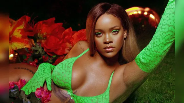 Imagem ilustrativa da notícia Depois
de Ludmilla, Rihanna aparece ao som de Karol Conka em evento da Fenty Beauty