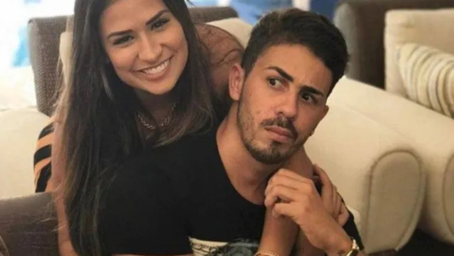 Imagem ilustrativa da notícia Simone desfaz amizade com Carlinhos Maia após 'traição'; marido
da cantora é o pivô