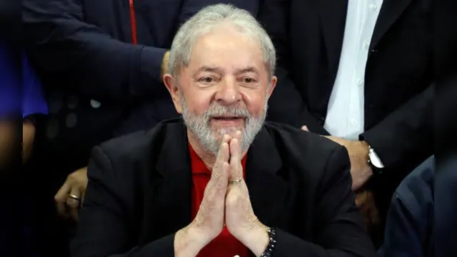 Imagem ilustrativa da notícia Lula pede suspensão julgamento sobre sítio de Atibaia