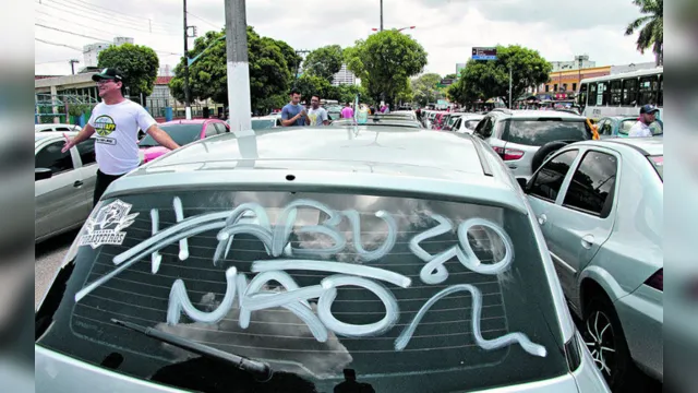 Imagem ilustrativa da notícia Motoristas de aplicativo esperam por promessa da prefeitura