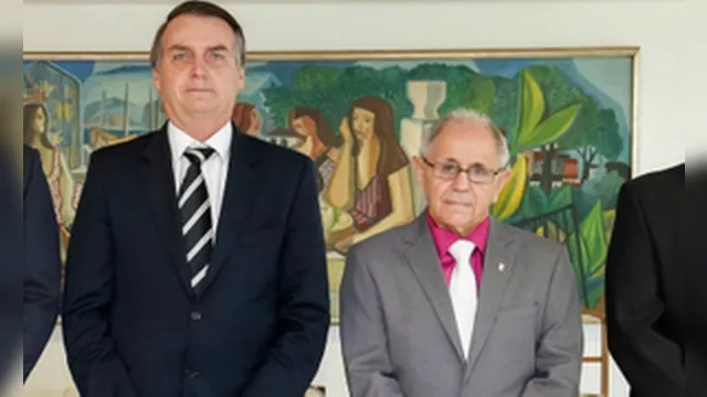 Imagem ilustrativa da notícia General Santa Rosa pede para sair do governo Bolsonaro