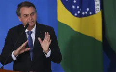 Imagem ilustrativa da notícia Bolsonaro veta viagem de ministro para posse de presidente eleito na Argentina