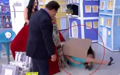 Imagem ilustrativa da notícia Assistente de palco de Ratinho relembra chute que levou do apresentador