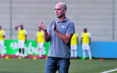 Técnico gaúcho ganhou destaque no comando do São José nos últimos dois anos.
