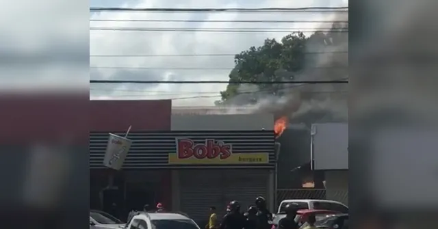 Imagem ilustrativa da notícia Incêndio em lanchonete causa susto em Castanhal