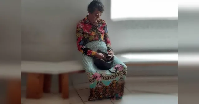 Imagem ilustrativa da notícia Homem vestido de mulher faz prova do Detran no lugar da mãe