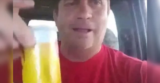 Imagem ilustrativa da notícia Vídeo: vereador deixa filho de 9 anos dirigir carro e gera polêmica