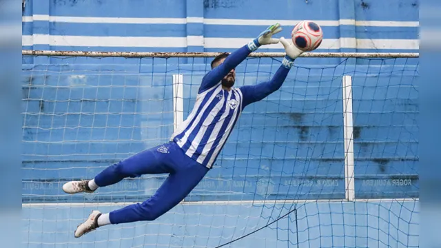 Imagem ilustrativa da notícia Goleiro Courtois chega para fechar o gol do Paysandu