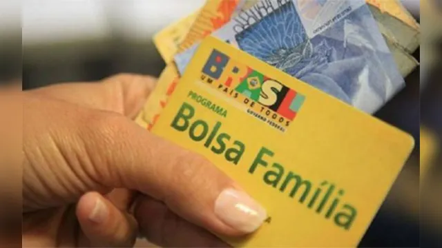 Imagem ilustrativa da notícia Governo divulga calendário de pagamento do Bolsa Família para 2020