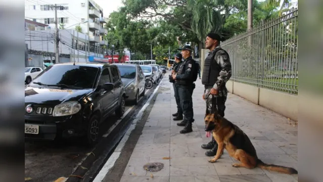 Imagem ilustrativa da notícia 'Operação
K-9' reforça policiamento preventivo e repressivo no centro de Belém