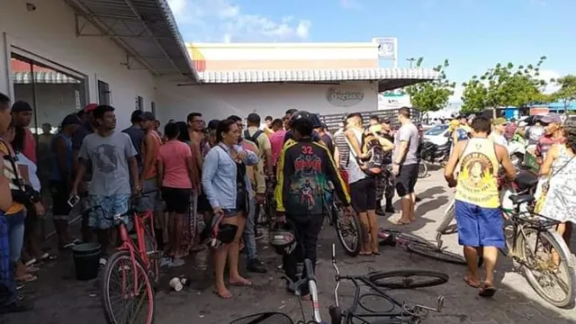 Imagem ilustrativa da notícia Vídeo: Jovem leva tiro no pescoço em posto de gasolina no Pará. Assista.