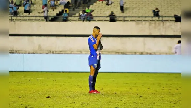 Imagem ilustrativa da notícia Bicolor Caíque Oliveira explica pênalti perdido na Copa Verde e manda recado para Fiel