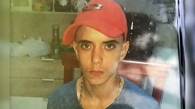 Imagem ilustrativa da notícia 'Meu filho foi assassinado', diz mãe de jovem morto em baile funk