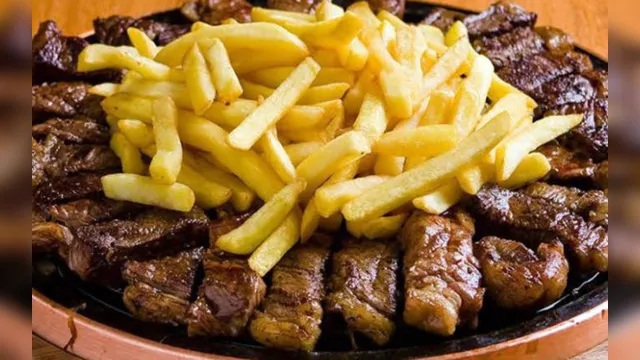 Imagem ilustrativa da notícia 'Nem aí': bar ignora crise da carne e lança prato com picanha e fritas em Belém