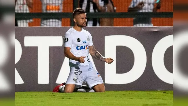 Imagem ilustrativa da notícia Atacante iguala marca pessoal no Santos-SP e quer mais gols em 2019