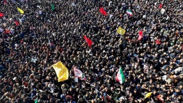 Imagem ilustrativa da notícia Tumulto em funeral de Qassim Suleimani deixa 56 mortos