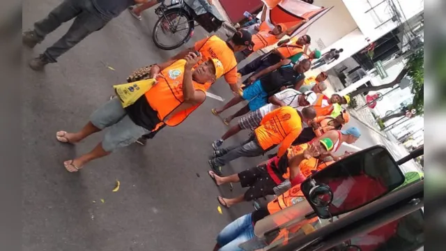 Imagem ilustrativa da notícia Protesto de guardadores de carro deixa trânsito congestionado no centro de Belém
