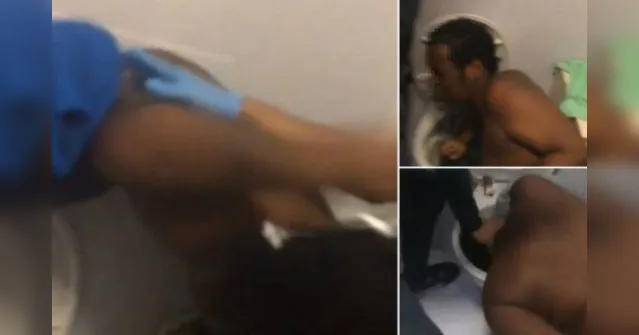 Imagem ilustrativa da notícia Presos gravam vídeo empurrando cabeça de estuprador para dentro de privada