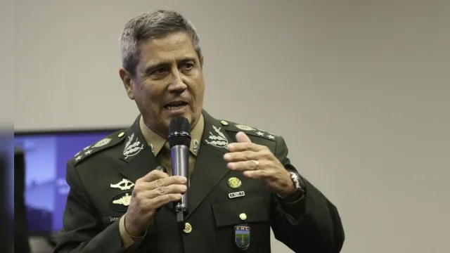 Imagem ilustrativa da notícia General Braga Netto vai coordenar os ministros, diz Bolsonaro