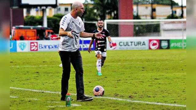 Imagem ilustrativa da notícia Poder de reação e valentia são ressaltados por treinador do Leão