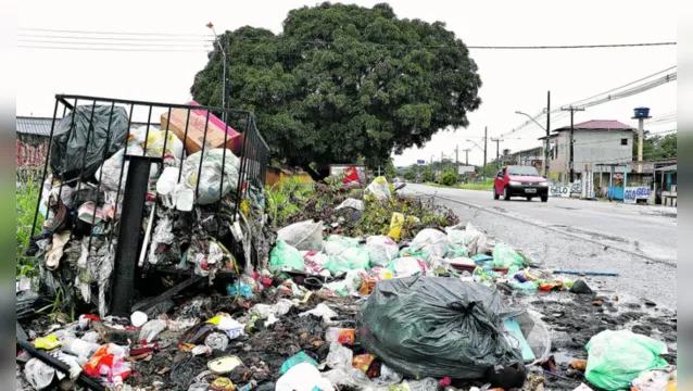 Imagem ilustrativa da notícia Lixo invade Mosqueiro e pessoas não tem o que comemorar neste carnaval