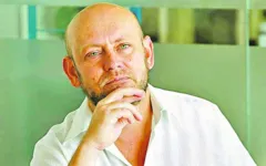 O compositor e escritor é um dos autores que participam da “Quarentena Literária” na internet.