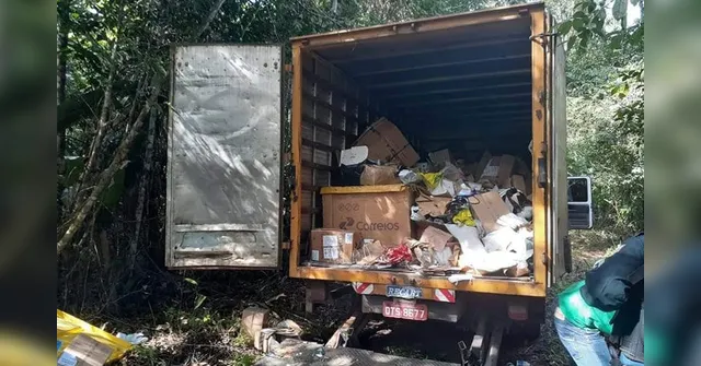 Imagem ilustrativa da notícia Criminosos suspeitos de roubar carros dos Correios morrem ao trocar tiros com PMs no Pará