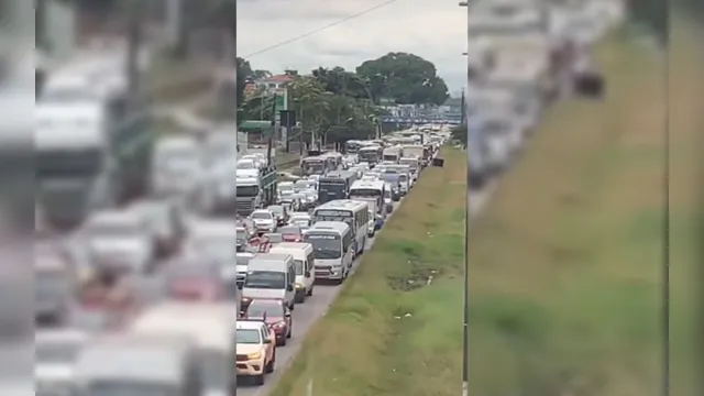 Imagem ilustrativa da notícia Protesto na BR-316 gera quilômetros de congestionamento na saída de Belém