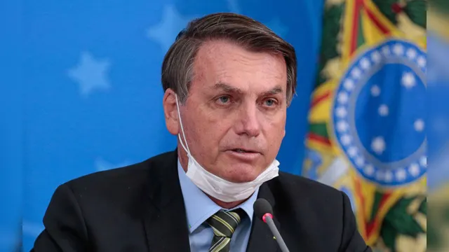 Imagem ilustrativa da notícia Bolsonaro diz que pode ter tido coronavírus e talvez repita teste