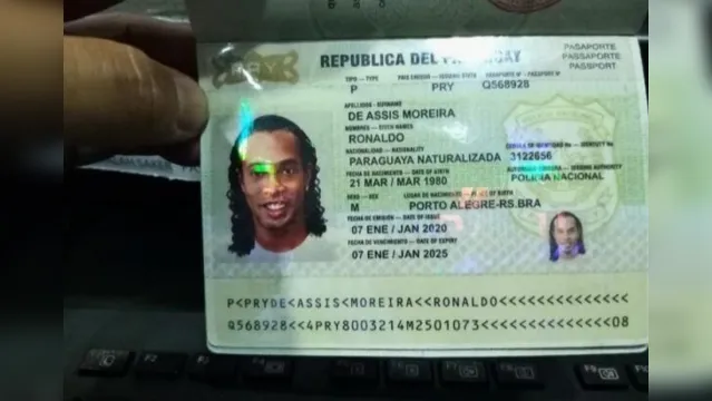 Imagem ilustrativa da notícia Ronaldinho
Gaúcho é detido no Paraguai, diz site