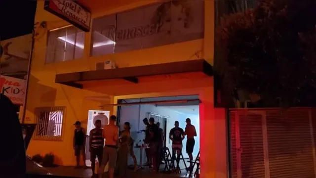 Imagem ilustrativa da notícia Jogadores ignoram coronavírus e fazem festinha em hotel no Pará