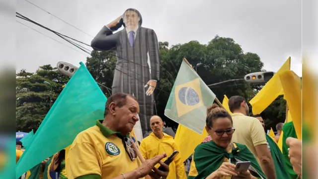 Imagem ilustrativa da notícia Apoiadores de Bolsonaro se reúnem em Belém e pedem fechamento do congresso