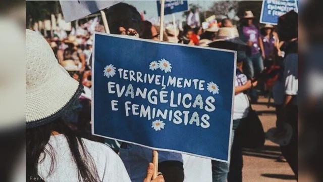 Imagem ilustrativa da notícia Feministas
evangélicas tentam romper preconceito nas igrejas e imagem de esquerdistas