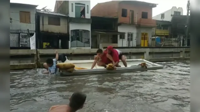 Imagem ilustrativa da notícia "Monstro" do canal da Cipriano: moradores produzem 'filme' durante enchente em Belém. Assista!