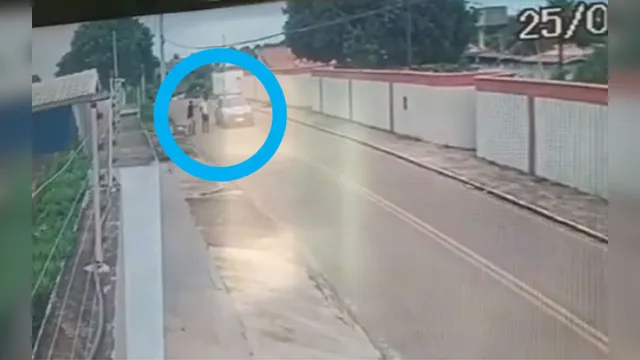 Imagem ilustrativa da notícia Vídeo mostra momento em que PM é executado dentro de viatura