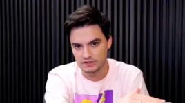 Imagem ilustrativa da notícia 'Quem se cala perante o fascismo, é fascista', diz Felipe Neto ao
criticar artistas e influenciadores