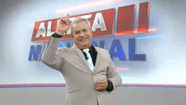 Apresentador tem causado dor de cabeça a Globo e a Band na audiência.