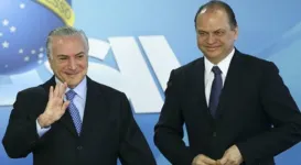 A informação foi confirmada por ele mesmo em rede social na noite de ontem (25).
