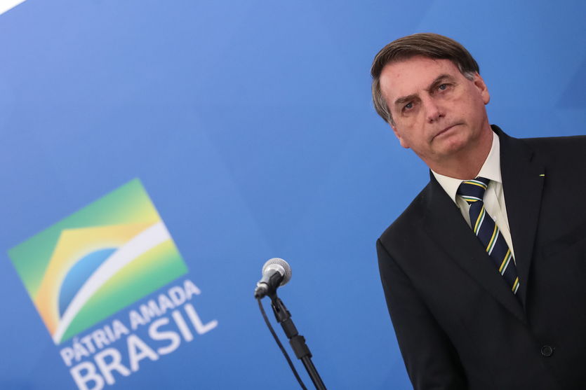 Imagem ilustrativa da notícia: Bolsonaro gasta mais que Dilma e Temer no cartão corporativo da
Presidência