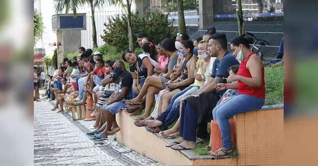 Imagem ilustrativa da notícia Governo
desiste de antecipar 2ª parcela do auxílio emergencial de R$ 600, dois dias
após anúncio