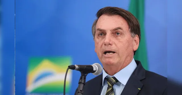 Imagem ilustrativa da notícia Bolsonaro defende reabertura de escolas. "Ninguém abaixo de 10 anos foi a óbito"
