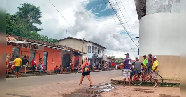 Imagem ilustrativa da notícia Busca pelos 600 reais causa tumulto e lotérica pode fechar no Pará