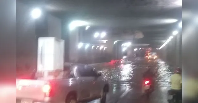 Imagem ilustrativa da notícia Chuva forte alaga túnel do Entroncamento e causa transtornos a motoristas