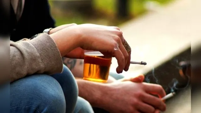 Imagem ilustrativa da notícia Covid-19 diminuiu o consumo de álcool e drogas entre os jovens