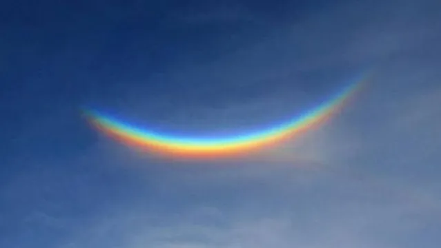 Imagem ilustrativa da notícia "Arco-íris invertido" aparece no céu da Itália e viraliza como sinal de esperança