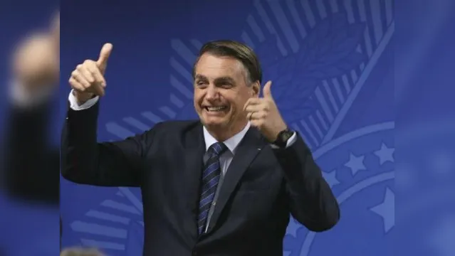 Imagem ilustrativa da notícia Bolsonaro busca de aliados e dá cargos a ex-ministro de Temer e a cacique do DEM