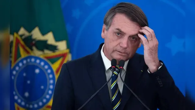 Imagem ilustrativa da notícia Bolsonaro anuncia redução de ano letivo por causa do coronavírus